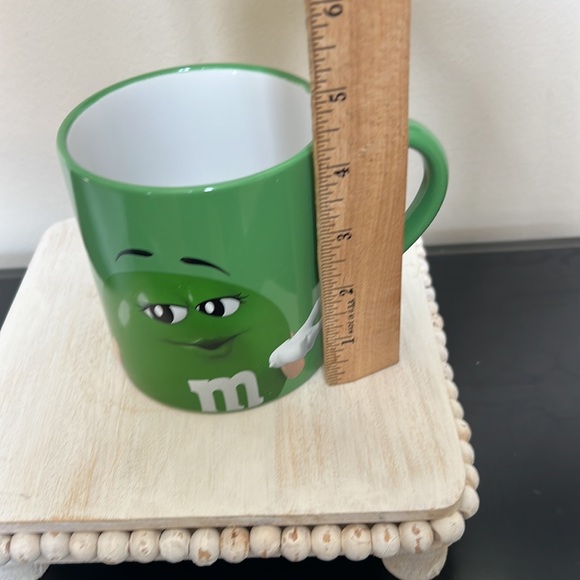 M & M Green Mug - Picture 5 of 6